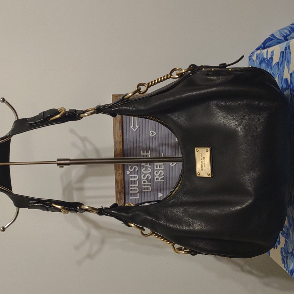 MICHAEL KORS HOBO STYLE PURSE IN EUC!!